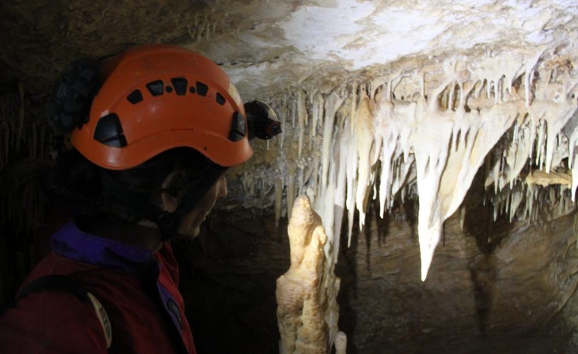 Spéléologie Famille – Ceven’Aventure_Les Assions