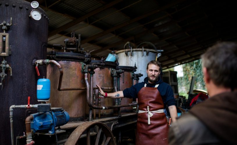 Le rugissant Distillerie Helvia