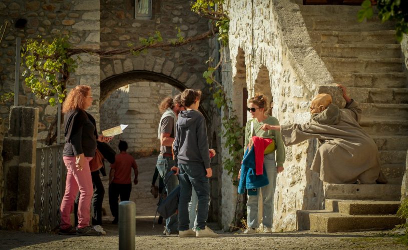 « Donnez le moi, mon précieux »