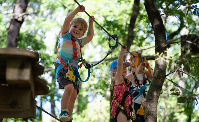 Accrobranche activité enfant Ardèche et Gard