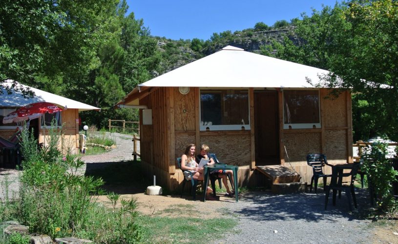 Les Cabanes de Cornillon terrasse